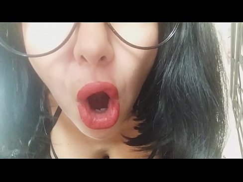 ❤️ ハニー、義理の母が今日は学校に行かせてくれないの...。って、そんなことあるわけないだろ...。 ポルノビデオ ❌️